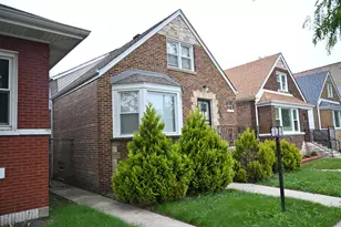 8434 S Yates Blvd, Chicago, IL 60617 - Photo 2