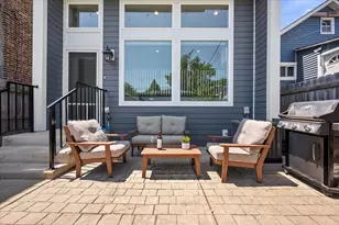 4137 N Lawndale Ave, Chicago, IL 60618 - Photo 32