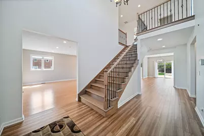701 Oakton Street, Park Ridge, IL 60068 - Photo 2