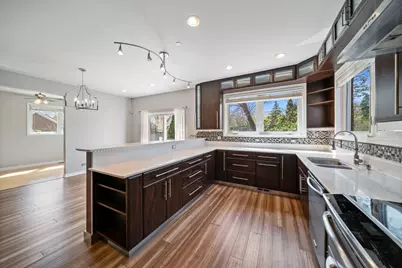 701 Oakton Street, Park Ridge, IL 60068 - Photo 14