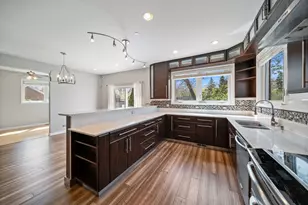 701 Oakton St, Park Ridge, IL 60068 - Photo 14