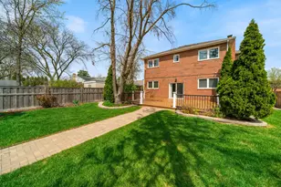 701 Oakton St, Park Ridge, IL 60068 - Photo 52