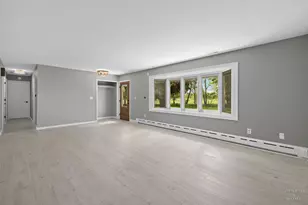 10218 McConnell St, Richmond, IL 60071 - Photo 8