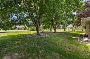 10218 McConnell St, Richmond, IL 60071 - Photo 30