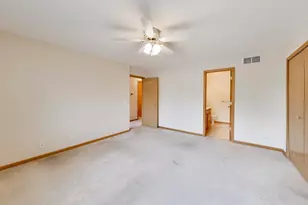 365 Stonington Pl, South Elgin, IL 60177 - Photo 10