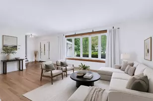 7724 Knottingham Ln, Downers Grove, IL 60516 - Photo 4