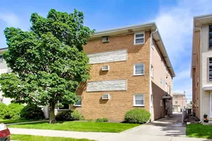 8212 W Walsh Ln, River Grove, IL 60171 - Photo 1