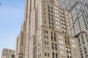 159 E Walton Pl, Chicago, IL 60611 - Photo 1