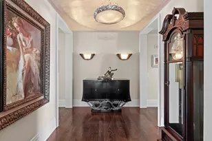 159 E Walton Pl, Chicago, IL 60611 - Photo 32