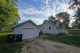 7602 Arbor Rd, Wonder Lake, IL 60097 - Photo 2