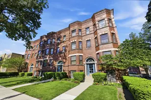 206 N Kenilworth Ave, Oak Park, IL 60302 - Photo 1