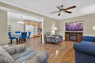 183 Sunset Dr, Carpentersville, IL 60110 - Photo 6