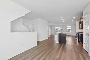 1389 Oakfield Ln, Pingree Grove, IL 60140 - Photo 4