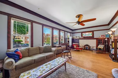 4033 W Wellington Avenue, Chicago, IL 60641 - Photo 2