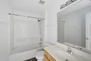 2290 Scott Ln, Aurora, IL 60502 - Photo 24