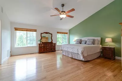 538 W Seaton Drive, Round Lake, IL 60073 - Photo 14