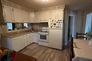 438 Anderson St, Centralia, IL 62801 - Photo 2
