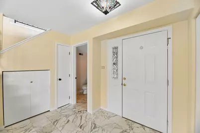 19726 Lake Shore Drive Court, Lynwood, IL 60411 - Photo 4