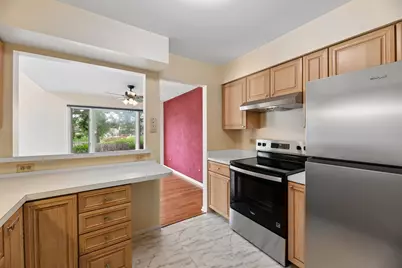 19726 Lake Shore Drive Court, Lynwood, IL 60411 - Photo 10