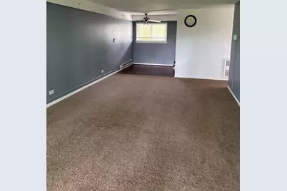 1840 W Hatherleigh Court #2D, Mount Prospect, IL 60056 - Photo 2