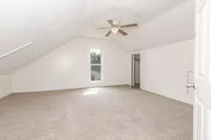 107 S Morris Ave, Bloomington, IL 61701 - Photo 26