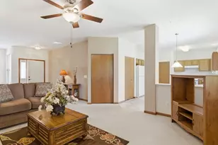 672 Cadillac Cir, Romeoville, IL 60446 - Photo 4