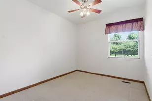 672 Cadillac Cir, Romeoville, IL 60446 - Photo 14