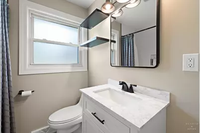 725 E Eisenhower Avenue, Palatine, IL 60074 - Photo 20