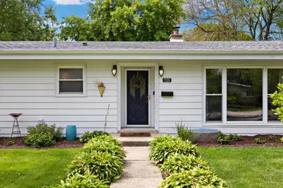 725 E Eisenhower Avenue, Palatine, IL 60074 - Photo 1