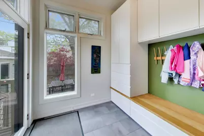 3926 N Ridgeway Avenue, Chicago, IL 60618 - Photo 30