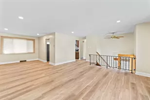 15222 Huntington Ct, Orland Park, IL 60462 - Photo 4