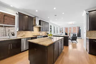 2314 W McLean Ave, Chicago, IL 60647 - Photo 8