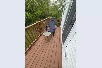 2260 Woodside Drive, Carpentersville, IL 60110 - Photo 10