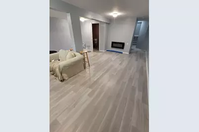 2260 Woodside Drive, Carpentersville, IL 60110 - Photo 18
