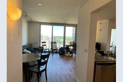 807 Davis Street #1307, Evanston, IL 60201 - Photo 4