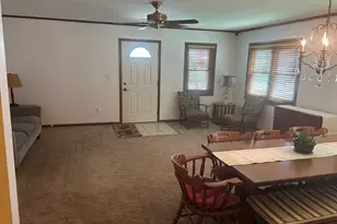 34 S Juniper Dr, North Aurora, IL 60542 - Photo 6