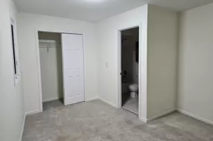 833 Village Quarter Rd, West Dundee, IL 60118 - Photo 16
