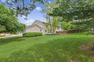 4409 Copper Ridge Rd, Champaign, IL 61822 - Photo 36