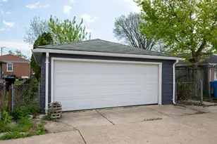 8728 S King Dr, Chicago, IL 60619 - Photo 14