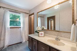 908 Firth Rd, Mundelein, IL 60060 - Photo 16