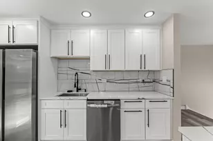 [Address not provided], Country Club Hills, IL 60478 - Photo 10