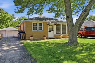7433 W 114th St, Worth, IL 60482 - Photo 16