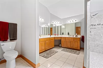 8135 Basswood Road, Orland Park, IL 60462 - Photo 10