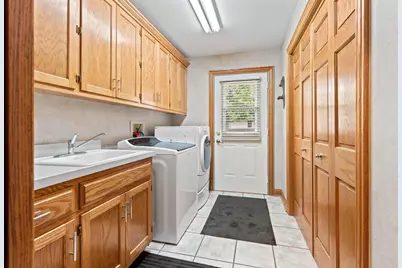 8135 Basswood Road, Orland Park, IL 60462 - Photo 32