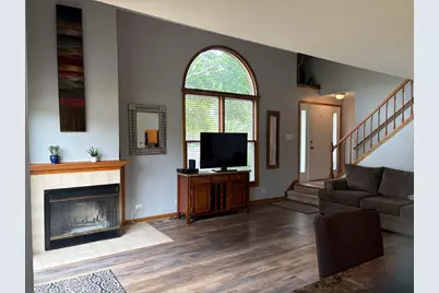1511 Barrymore Drive, Darien, IL 60561 - Photo 2