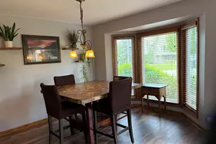 1511 Barrymore Dr, Darien, IL 60561 - Photo 4