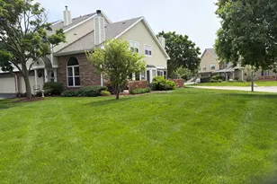 1511 Barrymore Dr, Darien, IL 60561 - Photo 24