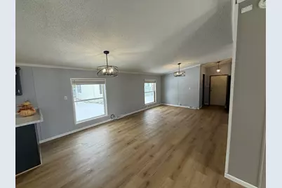 409 E Wood Lane, Belvidere, IL 61008 - Photo 6