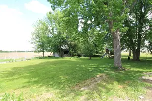 33970 Rebecca Rd, Kingston, IL 60145 - Photo 4