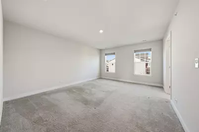 72 Nicholas Drive E, Des Plaines, IL 60016 - Photo 20